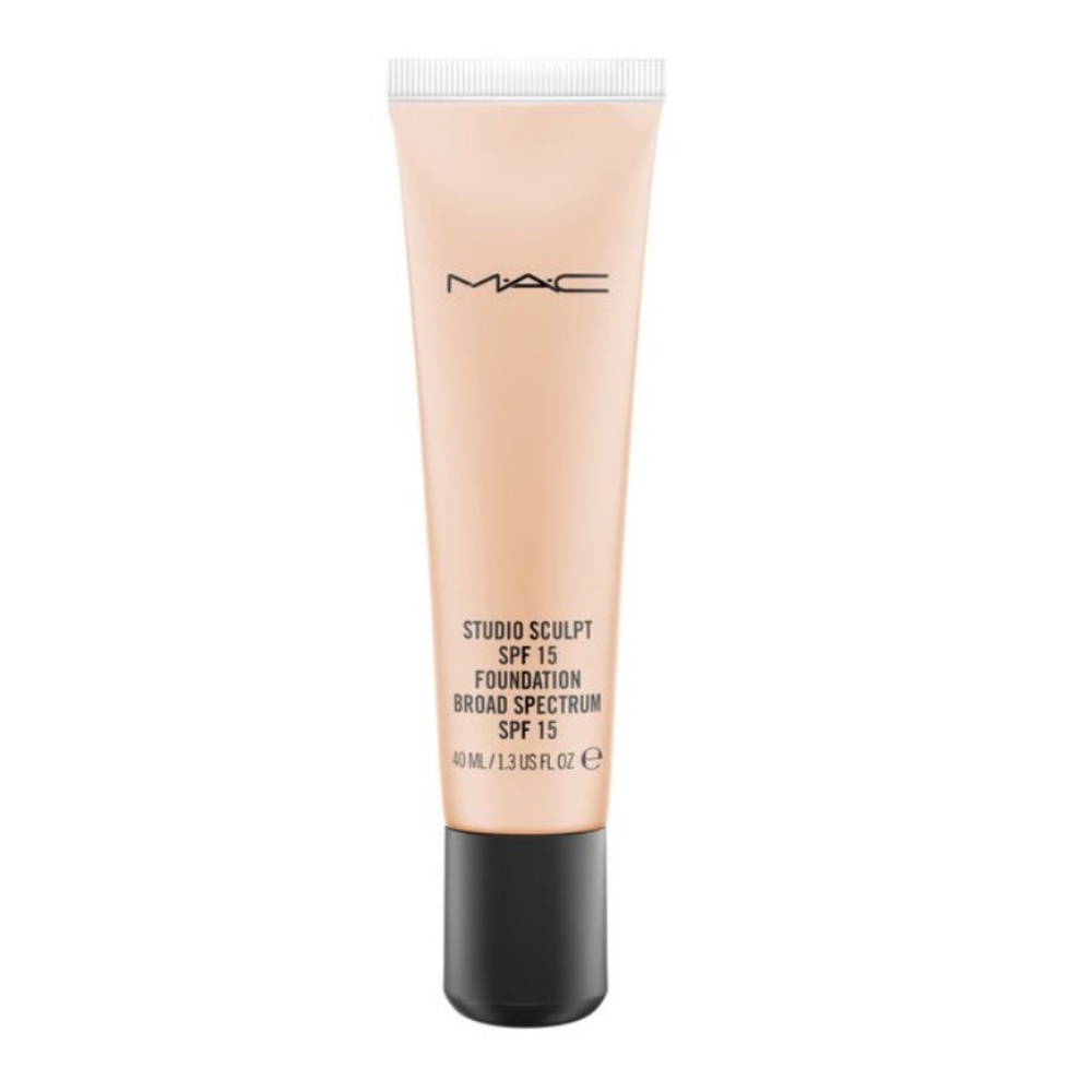 MAC STUDIO SCULPT FOUNDATION IN NC20